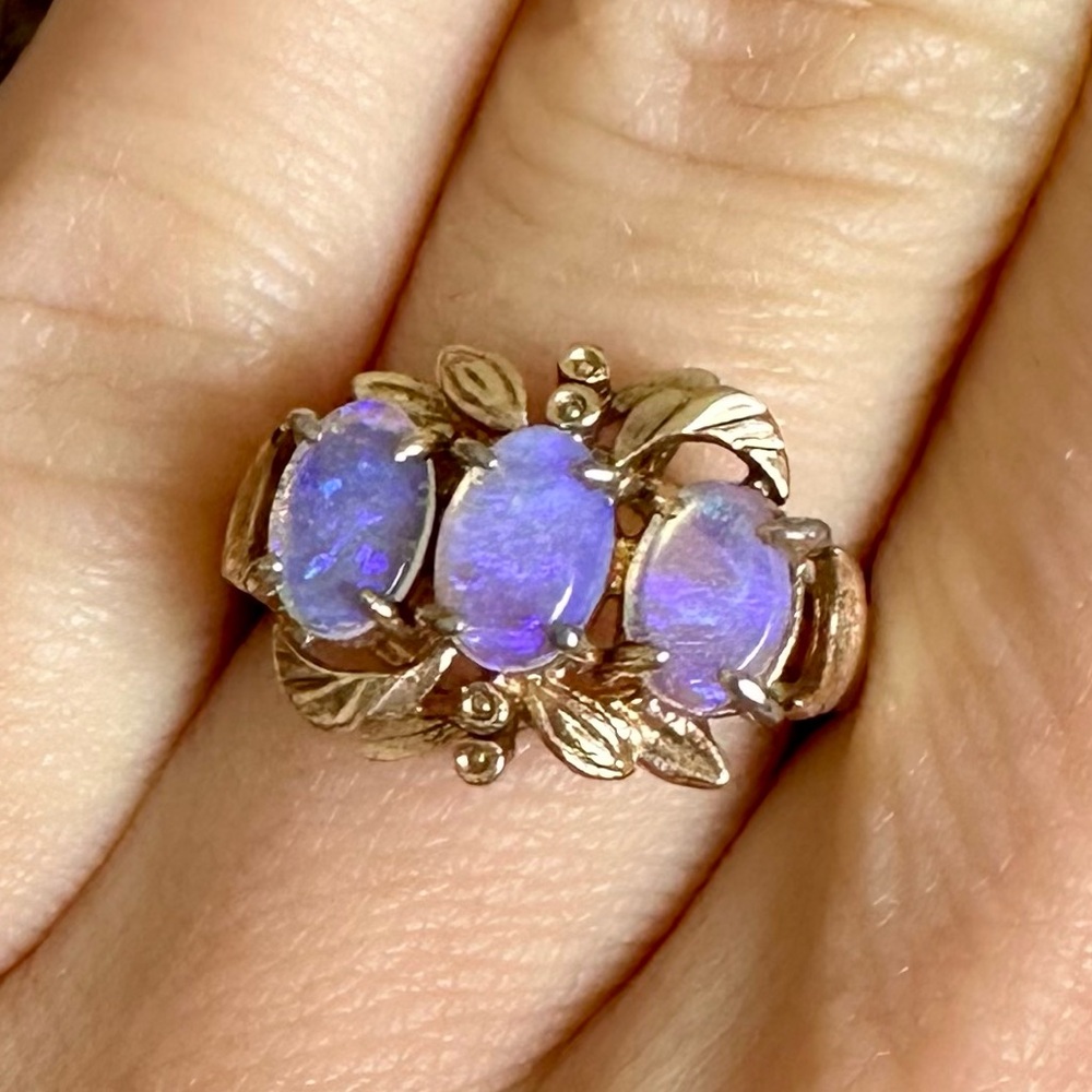 Vintage! 1950’s Lavender Opal Gold Plated Austrian Ring